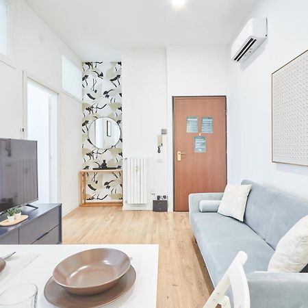 Spacious Flat Close To Fondazione Prada & Metro Milano Eksteriør billede