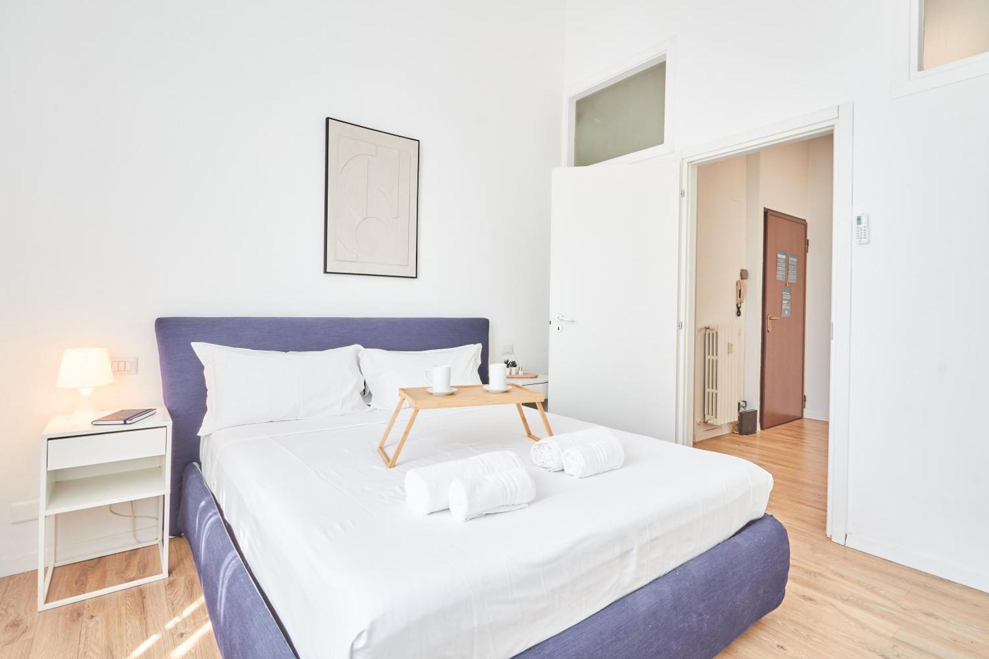 Spacious Flat Close To Fondazione Prada & Metro Milano Eksteriør billede
